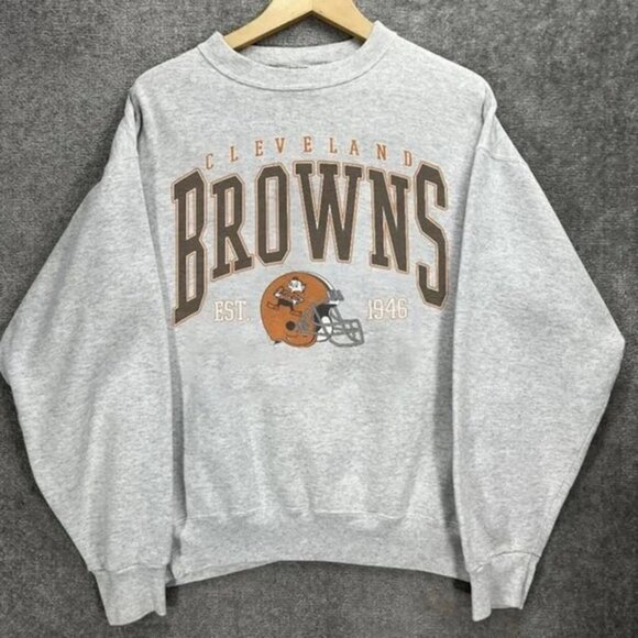 Cleveland Browns Football NFL Retro Throwback Team Logo Graphic Sweatshirt 159 - Picture 1 of 5
